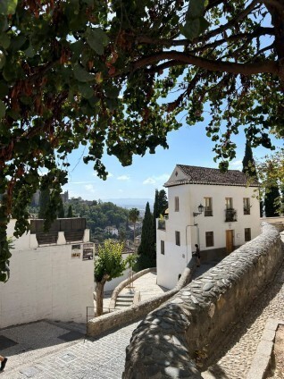 callejones alcaiceria granada colores arabes